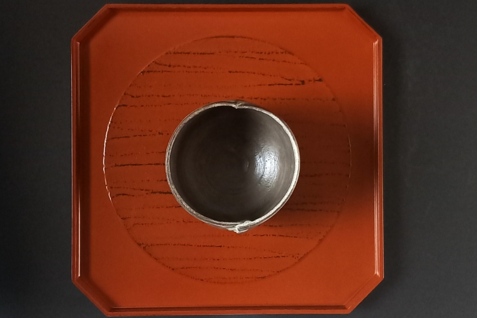 銅釉切留茶碗