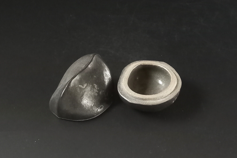 種子香合　ケヤキ